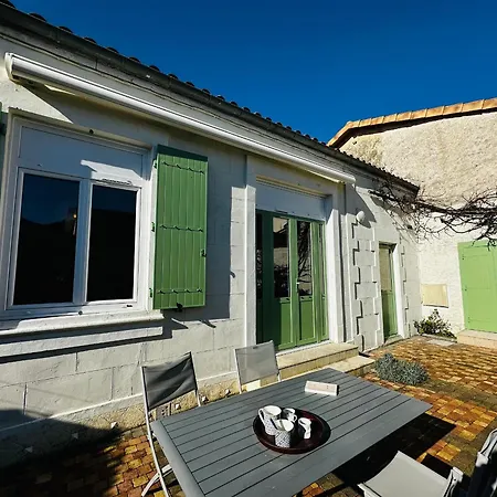 Charmante Maisonnette à Fouras, 200m De La Plage, Idéale Pour 4 Personnes - Fr-1-709-86 Сasa de vacaciones Fouras